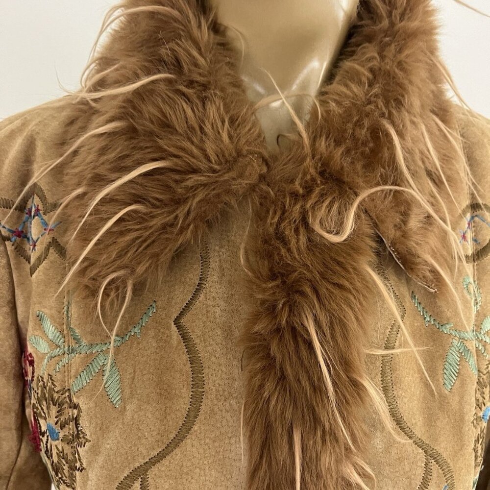 Vintage Y2K XOXO Tan Suede Jacket Faux Fur Trim Embroidered Flowers Women's M - Picture 5 of 16